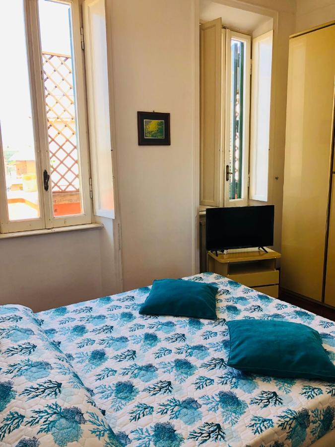 Апартаменти Penthouse Sea View Лідо-ді-Остія Екстер'єр фото